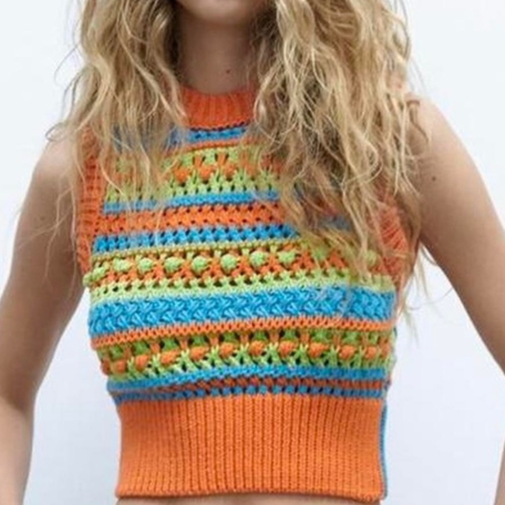 Zara Multicolor Knit Sleeveless Top